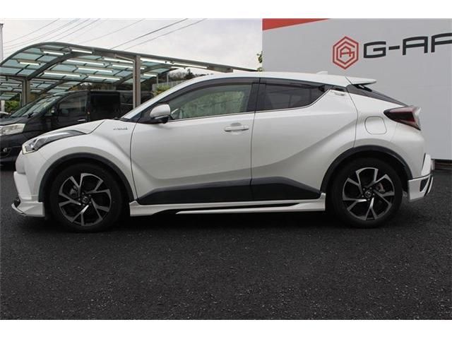 TOYOTA C-HR 2017