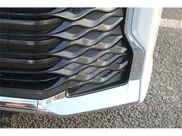 TOYOTA VOXY HYBRID 2025