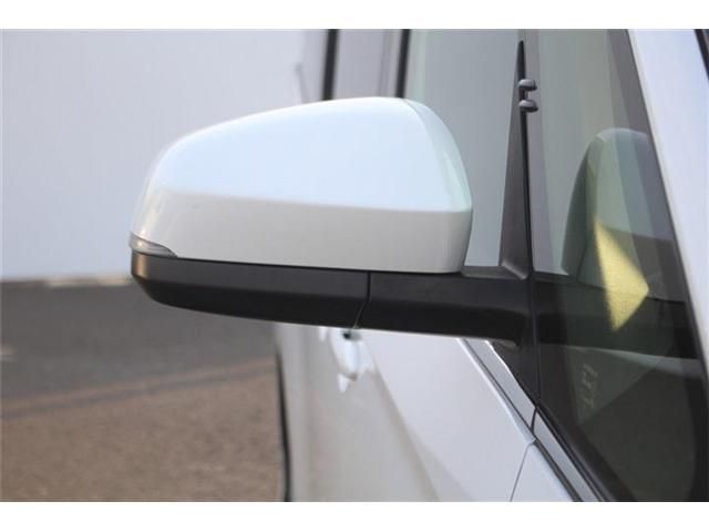 TOYOTA VOXY HYBRID 2025