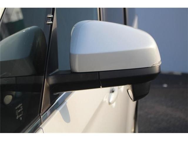 TOYOTA VOXY HYBRID 2025