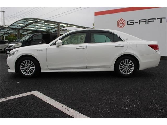 TOYOTA CROWN sedan hybrid 2016