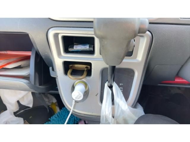 DAIHATSU HIJET CARGO 2015