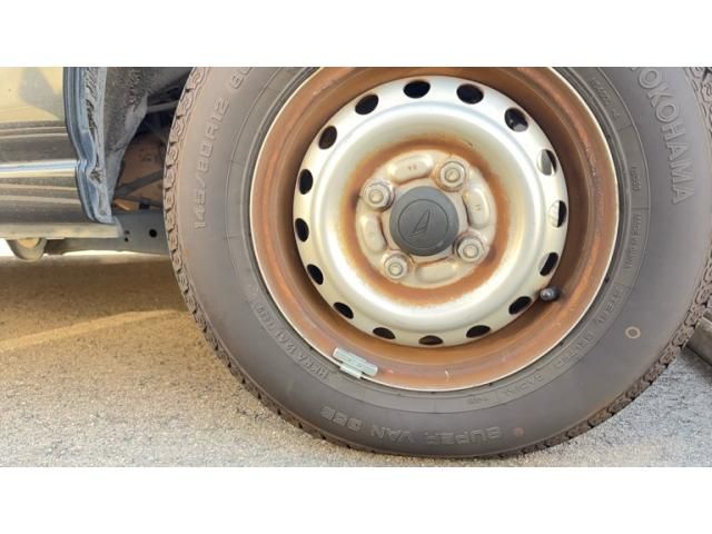 DAIHATSU HIJET CARGO 2015