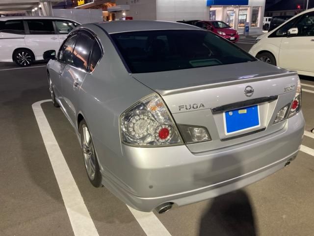 NISSAN FUGA 2004