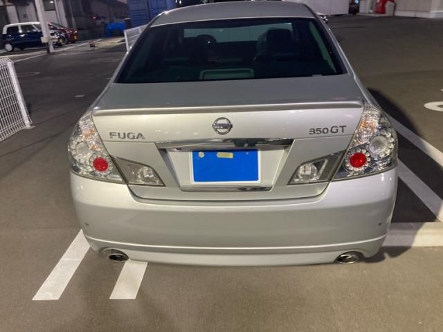 NISSAN FUGA 2004