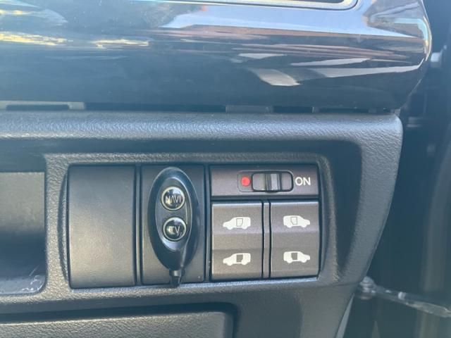 HONDA ELYSION PRESTIGE 4WD 2012