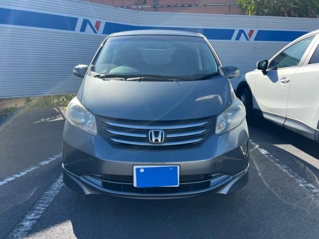 HONDA FREED 2009