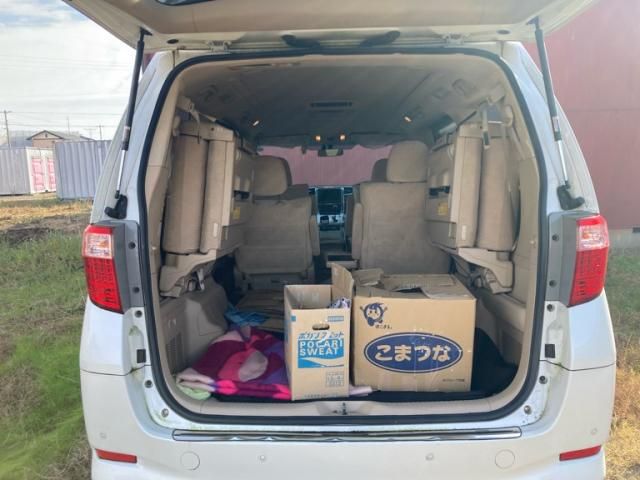 TOYOTA ALPHARD 4WD 2011