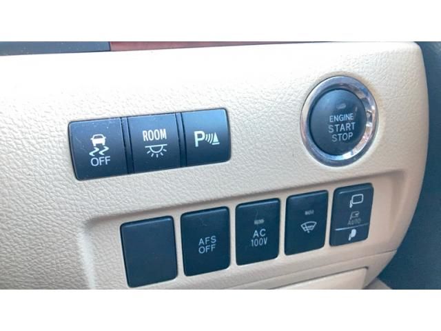 TOYOTA ALPHARD 4WD 2011