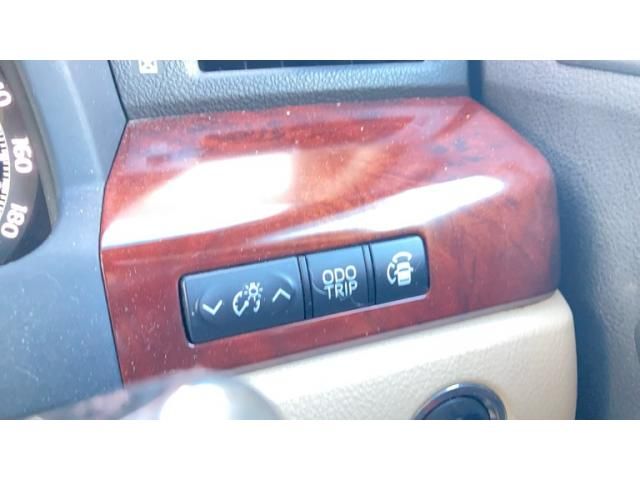 TOYOTA ALPHARD 4WD 2011