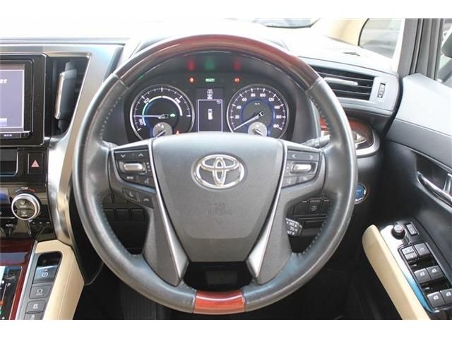 TOYOTA ALPHARD hybrid 4WD 2015