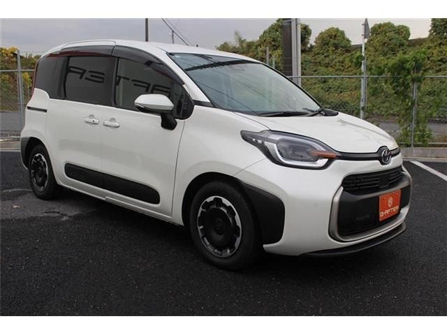 TOYOTA SIENTA 2023
