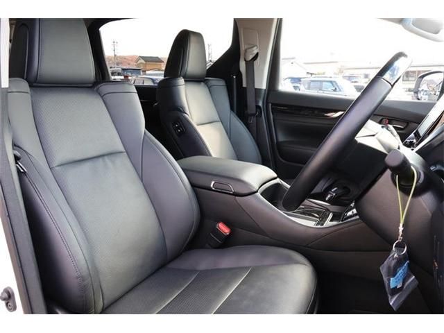 TOYOTA ALPHARD 4WD 2022