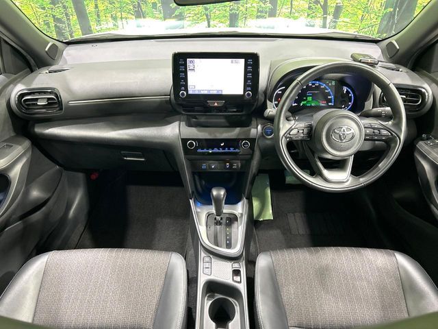 TOYOTA YARIS CROSS HYBRID 2023