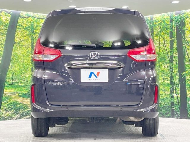 HONDA FREED plus HYBRID 4WD 2022