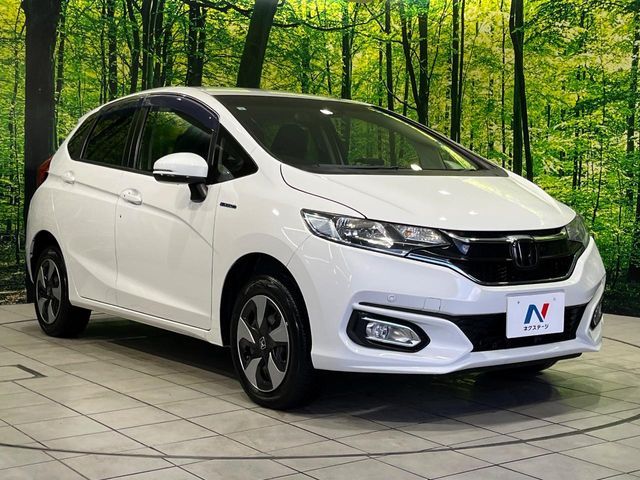HONDA FIT HYBRID 4WD 2018