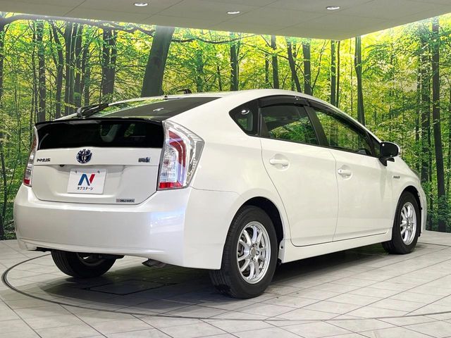 TOYOTA PRIUS 2012