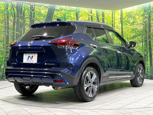 NISSAN KICKS 2022