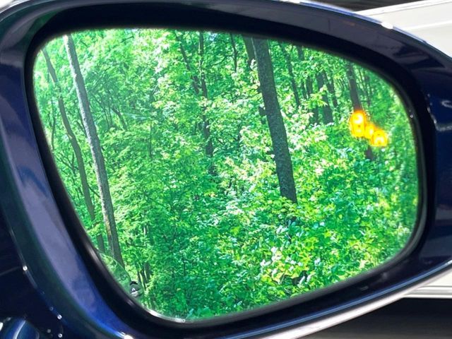 TOYOTA CROWN MAJESTA HYBRID 2014