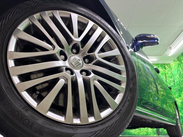 TOYOTA CROWN MAJESTA HYBRID 2014