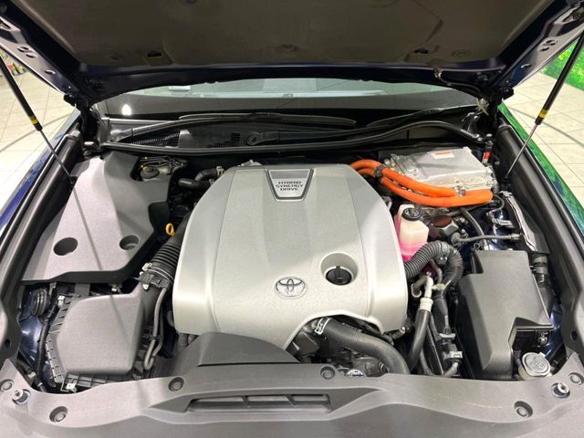 TOYOTA CROWN MAJESTA HYBRID 2014