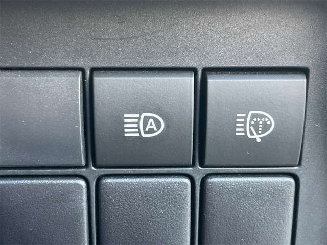 TOYOTA LANDCRUISER PRADO 2022