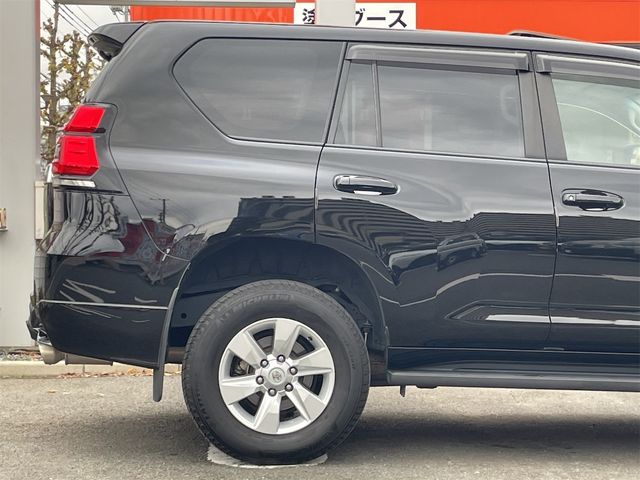 TOYOTA LANDCRUISER PRADO 2022