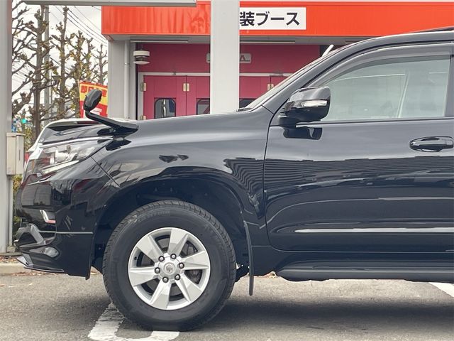 TOYOTA LANDCRUISER PRADO 2022