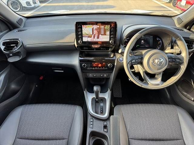 TOYOTA YARIS CROSS HYBRID 2023