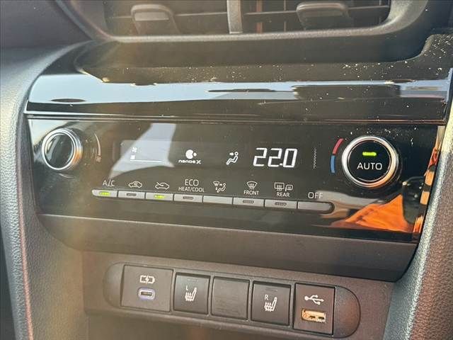 TOYOTA YARIS CROSS HYBRID 2023