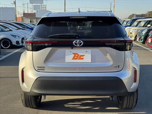 TOYOTA YARIS CROSS HYBRID 2023