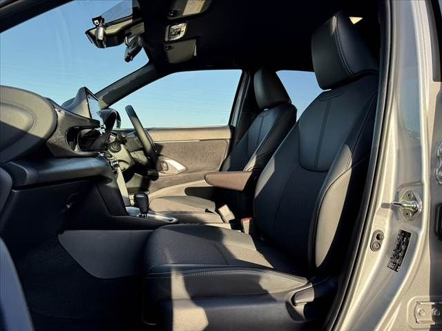 TOYOTA YARIS CROSS HYBRID 2023