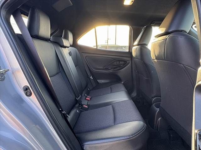 TOYOTA YARIS CROSS HYBRID 2023