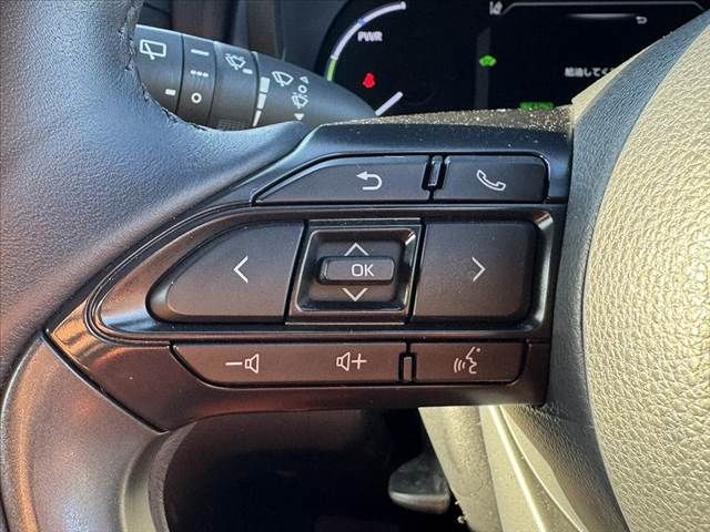 TOYOTA YARIS CROSS HYBRID 2023