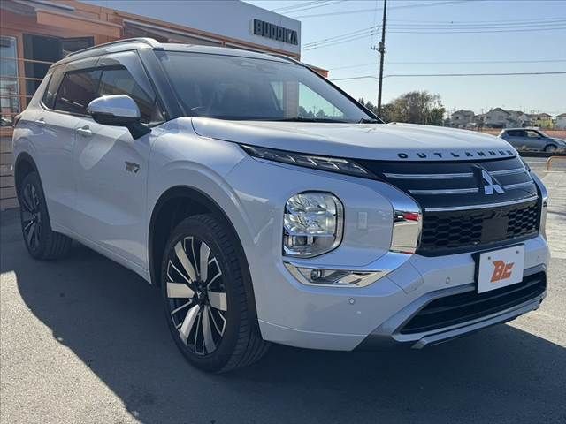 MITSUBISHI OUTLANDER PHEV 2025