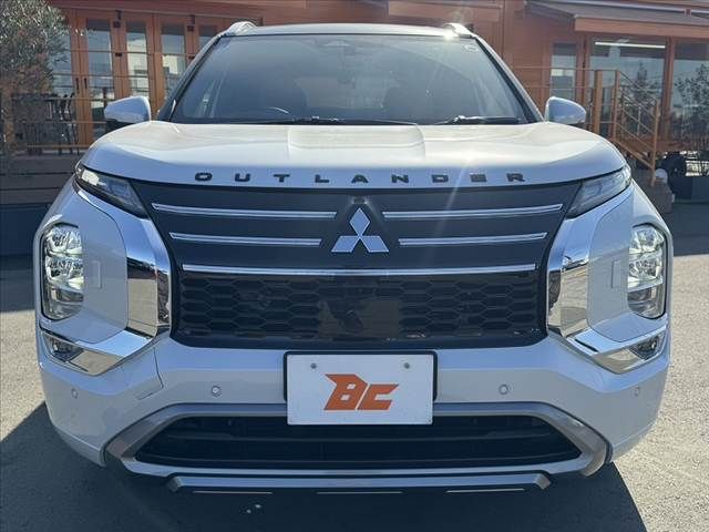 MITSUBISHI OUTLANDER PHEV 2025