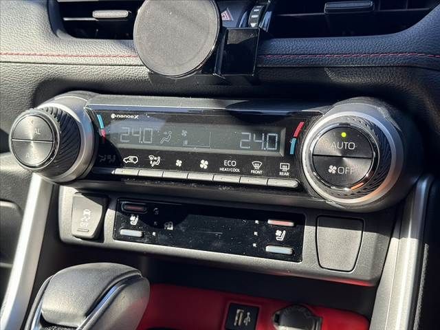 TOYOTA RAV4 4WD 2024