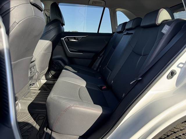 TOYOTA RAV4 4WD 2024