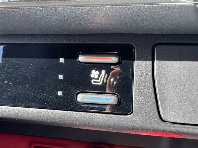 TOYOTA RAV4 4WD 2024