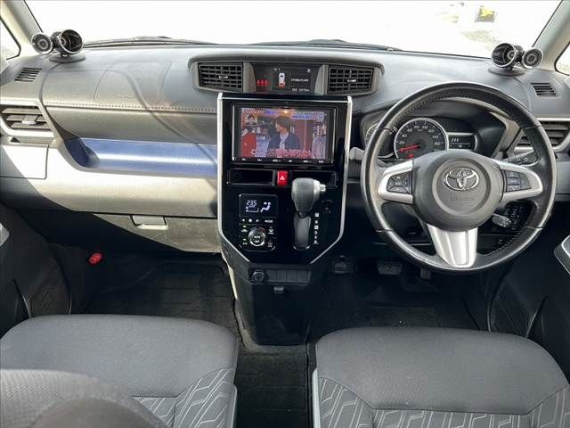 TOYOTA ROOMY 2019
