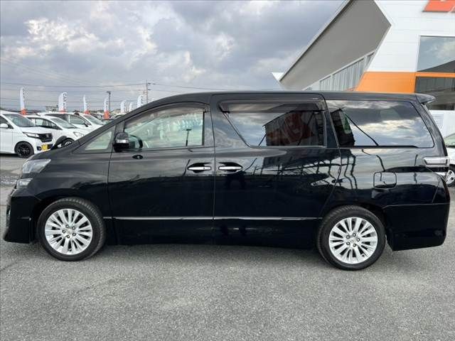 TOYOTA VELLFIRE 2014