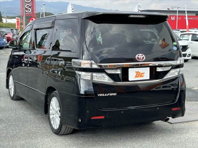 TOYOTA VELLFIRE 2014