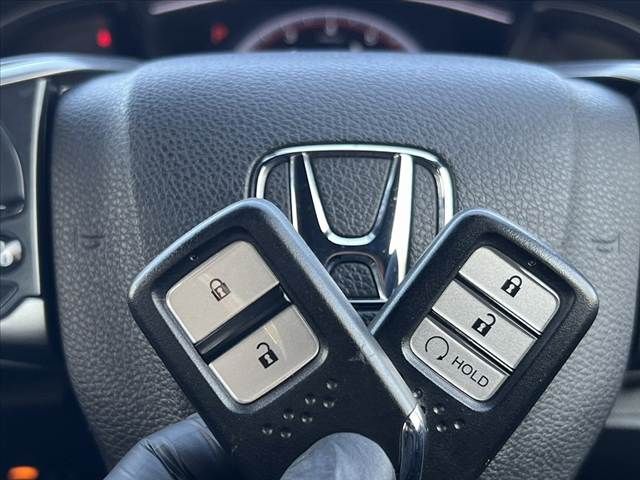 HONDA CIVIC hatchback 2019