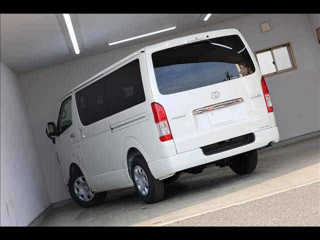 TOYOTA ????????????? 2025