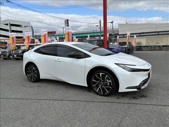 TOYOTA PRIUS PHV 2023