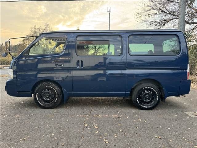 NISSAN CARAVAN coach 2004