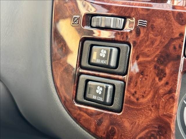 NISSAN CARAVAN coach 2004