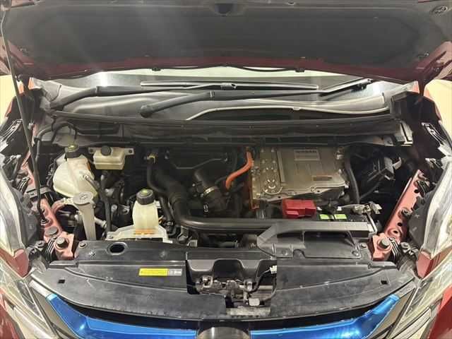 NISSAN SERENA  WG 2018