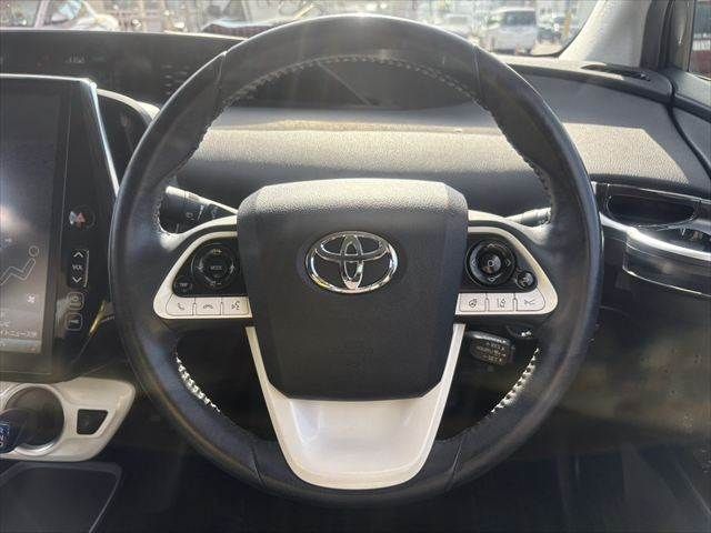 TOYOTA PRIUS PHV 2018