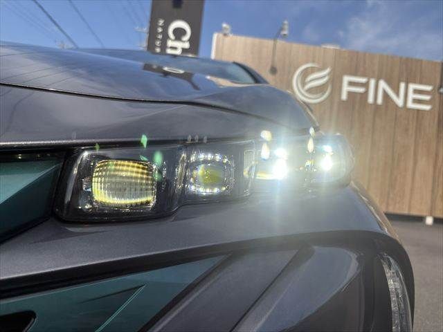 TOYOTA PRIUS PHV 2018